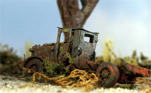 S Scale RUST IN PEACE, Vintage 1930's-40's Worktruck Rusting Away, Finished 3 S Scale RUST IN PEACE, Vintage 1930's-40's Worktruck Rusting Away, Finished