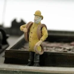 N Scale People, The Fisherman With His Coiled Ropes, Finished